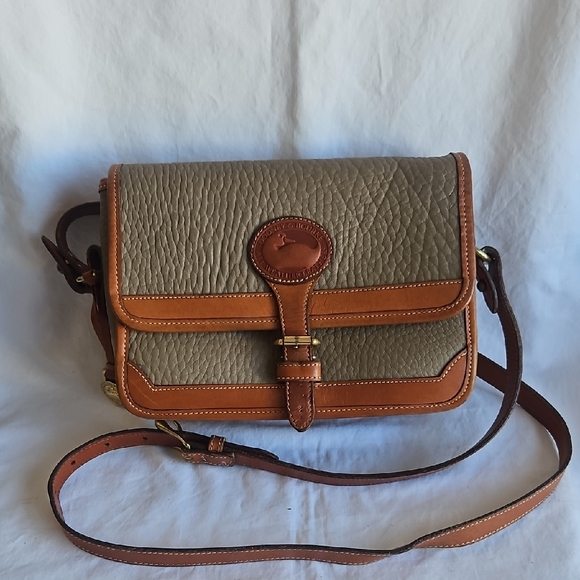Dooney & Bourke Handbags - Vintage Dooney & Bourke Classic Tan and Brown Leather Crossbody Bag